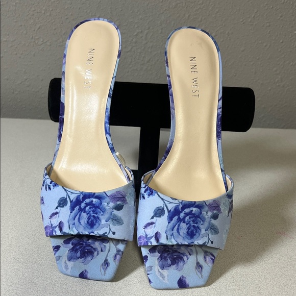 Nine West Shoes - Nine West Floral Blue Heels